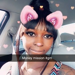 Meet your Posher, Stacey